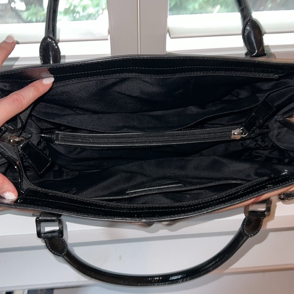 Large Burberry Tote - Picture 4 of 13